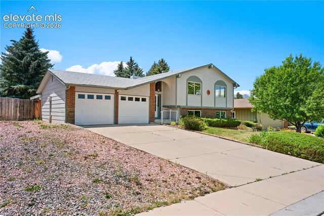 6560 Snowbird Dr, Colorado Springs, CO 80918