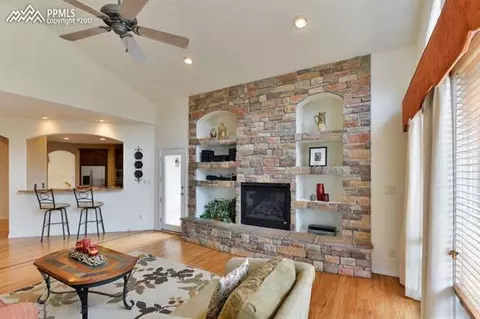 17875 Solitude Ct, Monument, CO 80132 photo 8