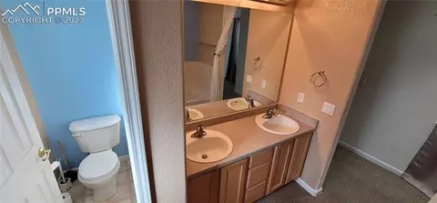 19537 E Dickenson Pl, Aurora, CO 80013 photo 4
