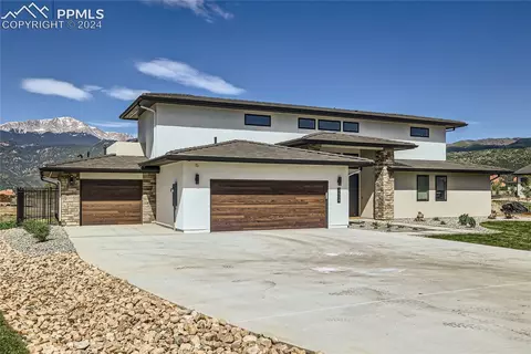2604 Cathedral Sky Vw, Colorado Springs, CO 80904