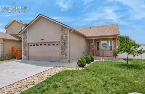 7578 Sun Prairie Dr, Colorado Springs, CO 80925