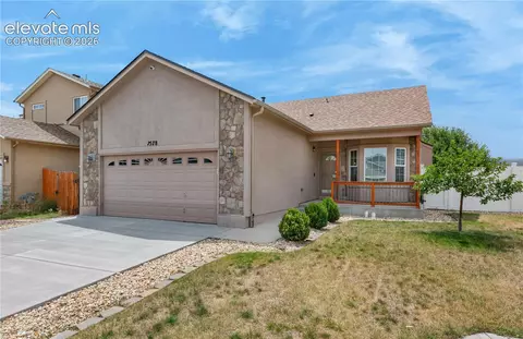 7578 Sun Prairie Dr, Colorado Springs, CO 80925