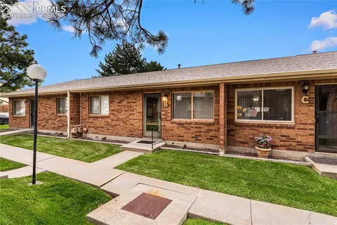 2106 Chautard Dr #B, Pueblo, CO 81005