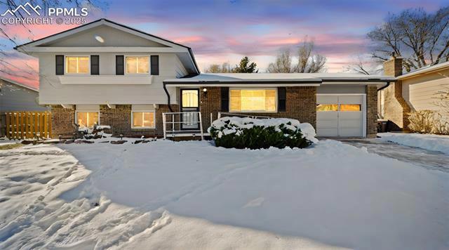 1218 Martin Dr, Colorado Springs, CO 80915