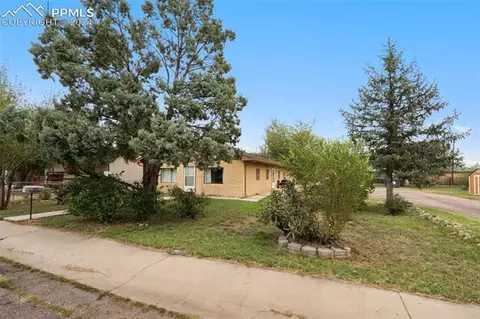 404 N Walnut St, Fountain, CO 80817