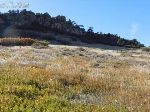 5498 Country Club Dr, Larkspur, CO 80118