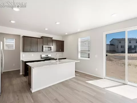 10317 Hartwood Dr, Peyton, CO 80831 photo 2