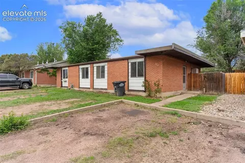 372-374 Greensboro, Colorado Springs, CO 80906