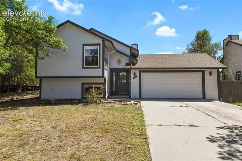 4335 Conquista Dr, Colorado Springs, CO 80916
