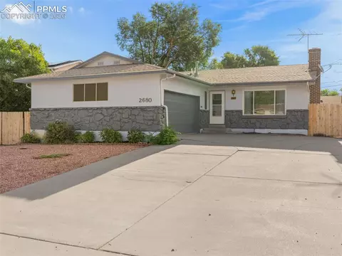 2680 Elmwood Cir, Pueblo, CO 81005
