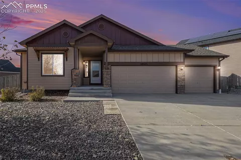 10525 Abrams Dr, Colorado Springs, CO 80925