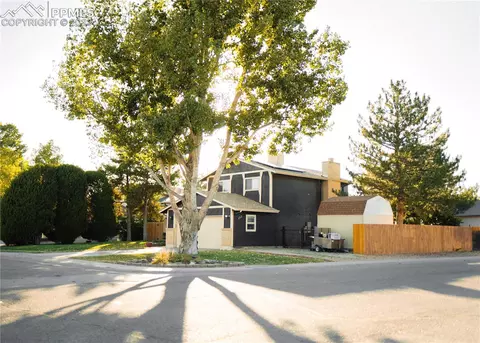 153 Tiffany Ct, Pueblo, CO 81005
