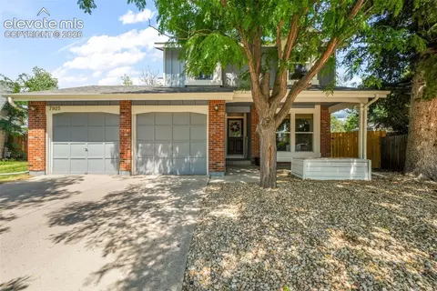 7925 Contrails Dr, Colorado Springs, CO 80920