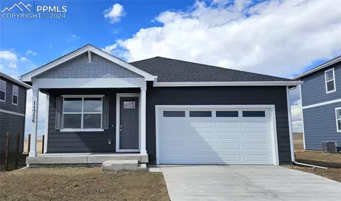 11726 Logans Ridge Dr, Colorado Springs, CO 80925