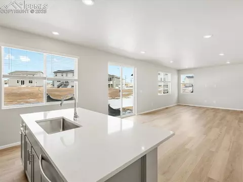 10636 Waterloo Dr, Peyton, CO 80831 photo 8