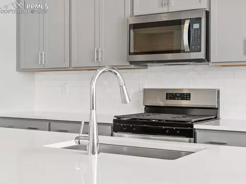 10636 Waterloo Dr, Peyton, CO 80831 photo 11