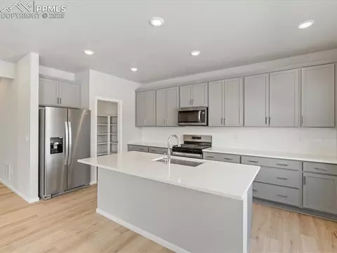 10636 Waterloo Dr, Peyton, CO 80831 photo 4