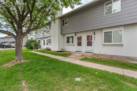 1275 Soaring Eagle Dr, Colorado Springs, CO 80915