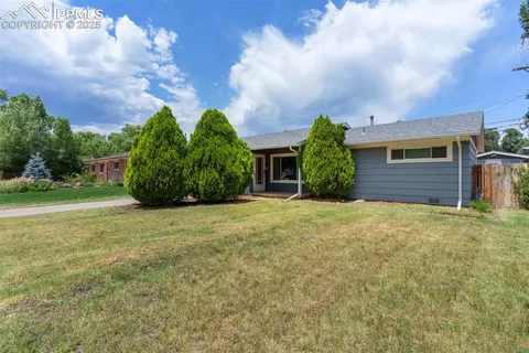 404 Pecos Dr, Colorado Springs, CO 80911