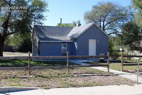 1126 E Beech St, Pueblo, CO 81001