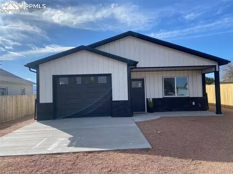 103 Illinois St, Penrose, CO 81240
