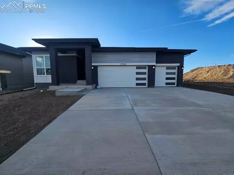 7920 Desert Wrangler Dr, Colorado Springs, CO 80908