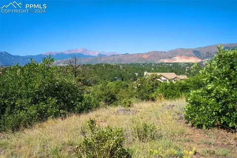 7345 Woodmen Mesa Cir, Colorado Springs, CO 80919