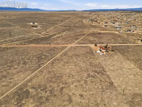 1108 N Matt Dr, Pueblo, CO 81007