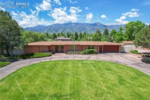 2390 Mesa Rd, Colorado Springs, CO 80904