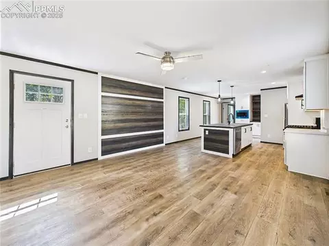 262 E Kipling Dr, Pueblo, CO 81007 photo 4