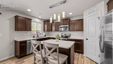 Kitchen - 7714 Cruzer Hts, Peyton, CO 80831 photo 1 of 4