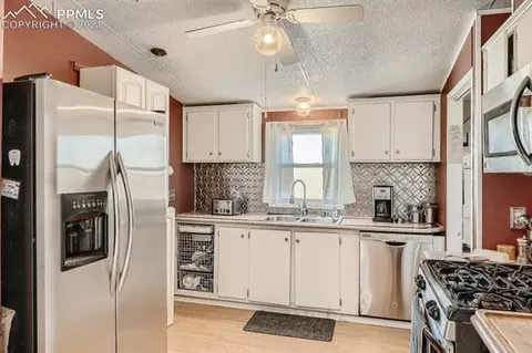 13275 Spring Wagon Rd, Peyton, CO 80831 photo 12