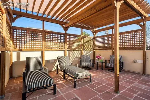 Exterior - 418 Steele St, Denver, CO 80206 photo 3 of 4