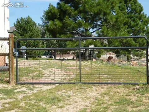 9456 Rockingham Dr, Peyton, CO 80831 photo 4