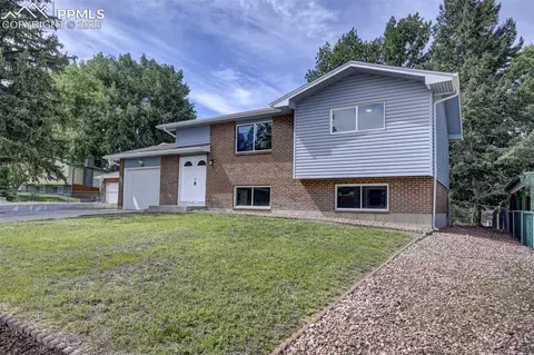 130 Estrella Vista St, Colorado Springs, CO 80911