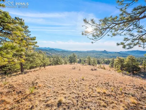 2706 Southpark Rd, Florissant, CO 80816