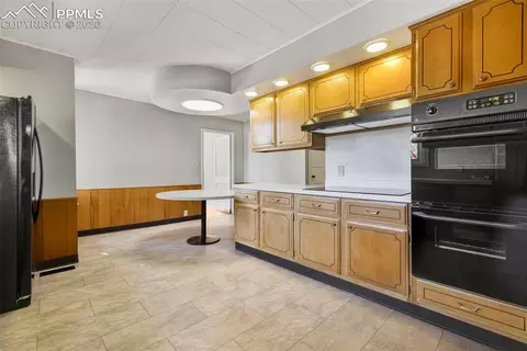 Kitchen - 4530 Hagerman Ave, Cascade, CO 80809 photo 4 of 5