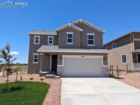3409 Bella Notte Dr, Pueblo, CO 81001