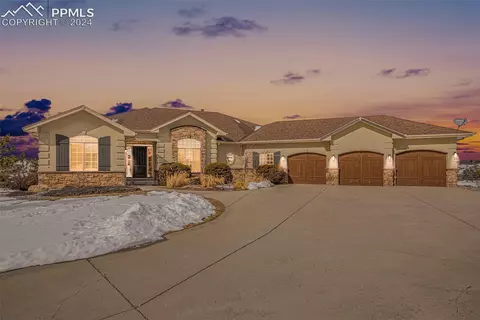 2768 Hawken Dr, Castle Rock, CO 80109