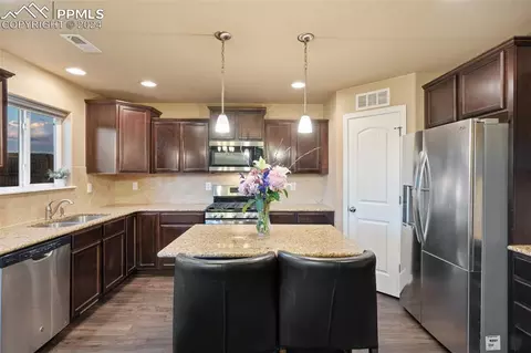 Kitchen - 11438 Avena Rd, Peyton, CO 80831 photo 1 of 4
