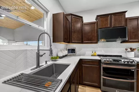 Kitchen - 10087 Beckham St, Peyton, CO 80831 photo 2 of 8