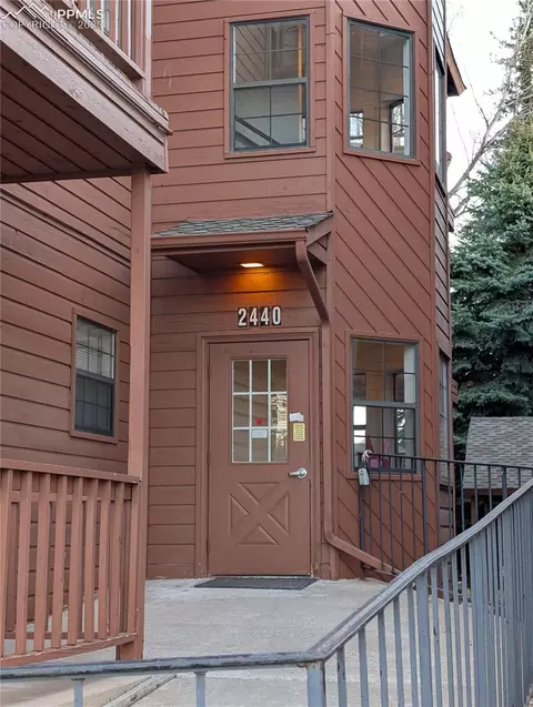 2440 Palmer Park Blvd #106, Colorado Springs, CO 80909