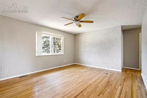 326 Cielo Vista St, Colorado Springs, CO 80911