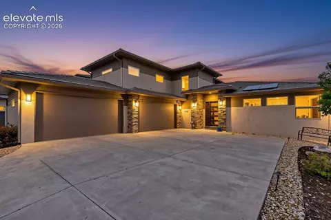 3096 Cathedral Park Vw, Colorado Springs, CO 80904
