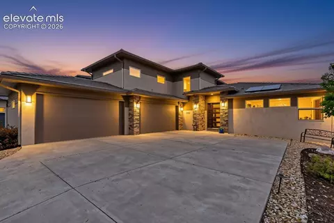 3096 Cathedral Park Vw, Colorado Springs, CO 80904