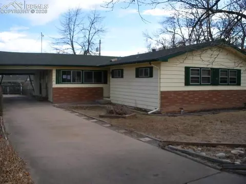 1336 College Ave, Canon City, CO 81212