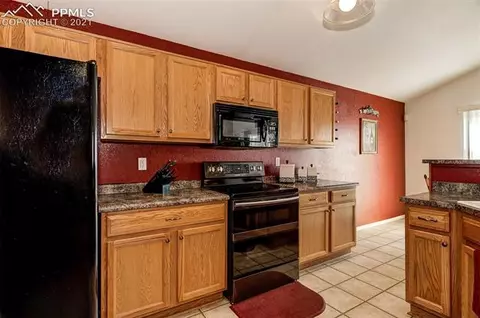 7736 Mclaughlin Rd, Peyton, CO 80831 photo 10