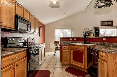 7736 Mclaughlin Rd, Peyton, CO 80831 photo 9