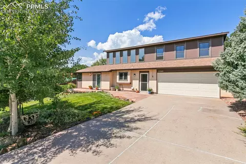 5260 Iron Horse Trl, Colorado Springs, CO 80917