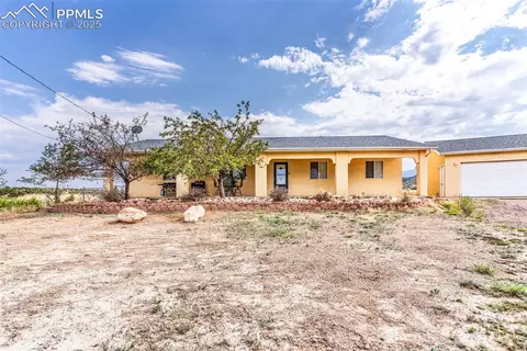 570 Oak Creek Ave, Rockvale, CO 81244